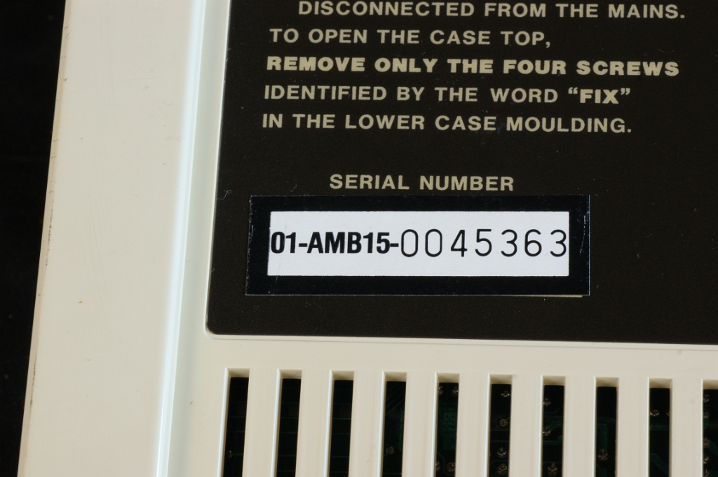 DSC03287.JPG - Serial number.