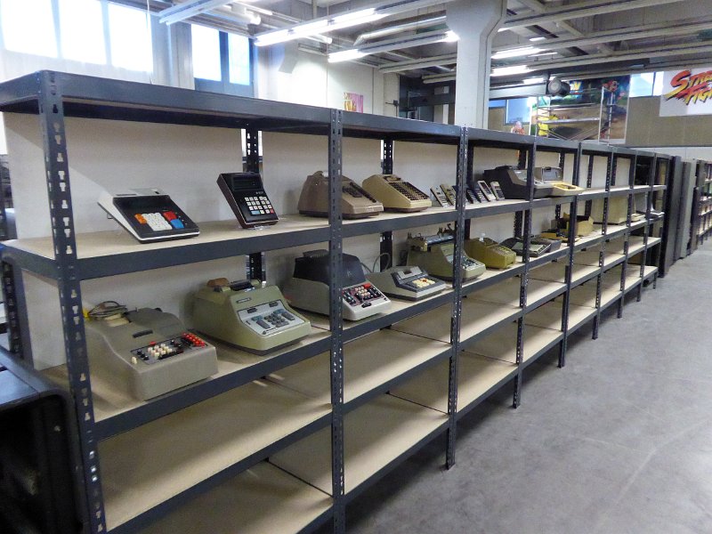 P1030483.JPG - The Bonami has only a modest collection of calculators; many places in the racks are still empty.
