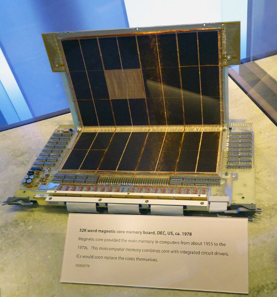 CHM042c.JPG - Another quite big (32k kB) core memory board from a DEC mini-computer (1978). At that time solid-state memory chips were in increasing use and soon made the core memory obsolete.