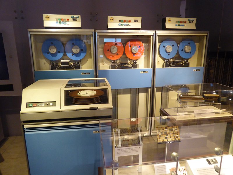 CHM049.JPG - Tape stations and hard-disk system of the IBM/360. The Computarium has a similar tape station in it's collection.