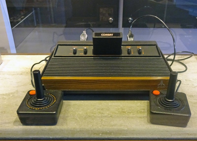 CHM074.JPG - The hugely successful ATARI 2600 game station (1978), with games like Space Invaders in solid-state cassettes. Many working specimens at the Computarium.