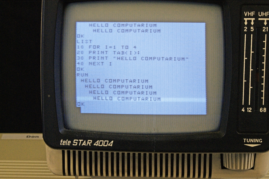 DSC03554.JPG - Small BASIC program.