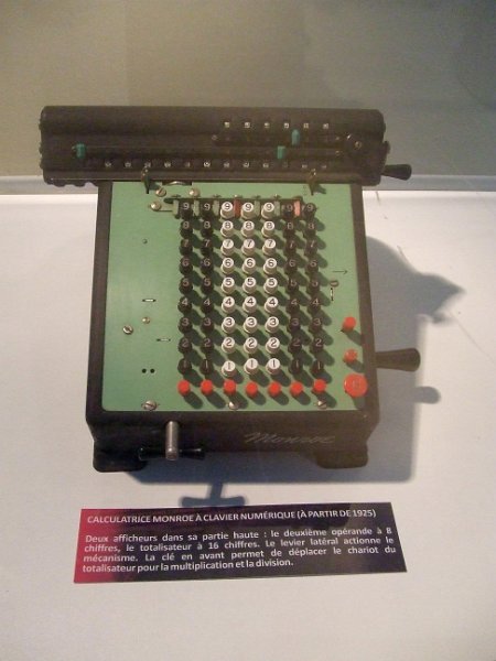DSCF5001.JPG - Calculatrice mécaniwue Monroe.