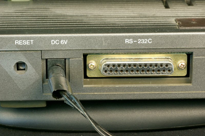 DSC02749.JPG - Close-up on left side connectors.