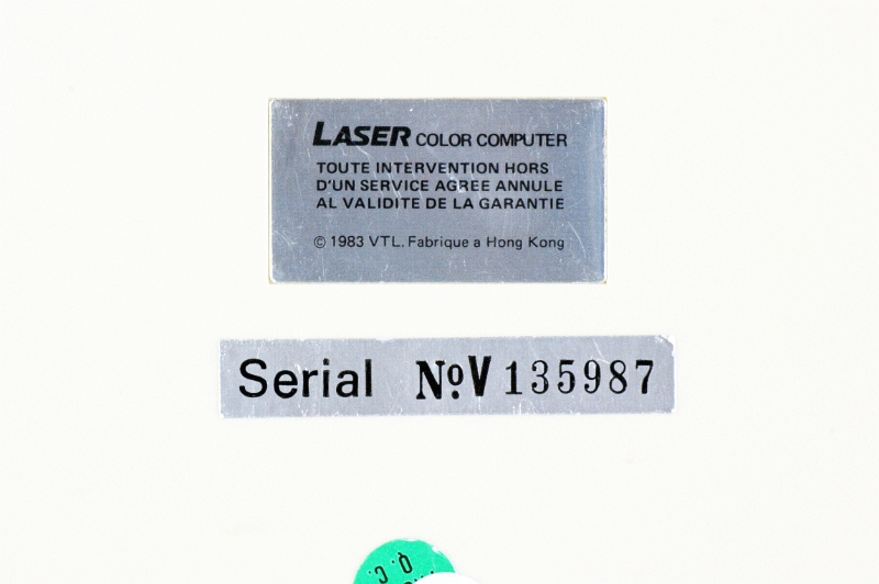 DSC02987.JPG - Sticker and serial. Note spelling error "AL VALIDITE" (should be "LA VALIDITE")